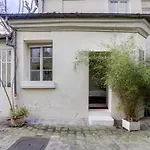 Montorgueil/ Rue Saint Sauveur (II°) ID 323