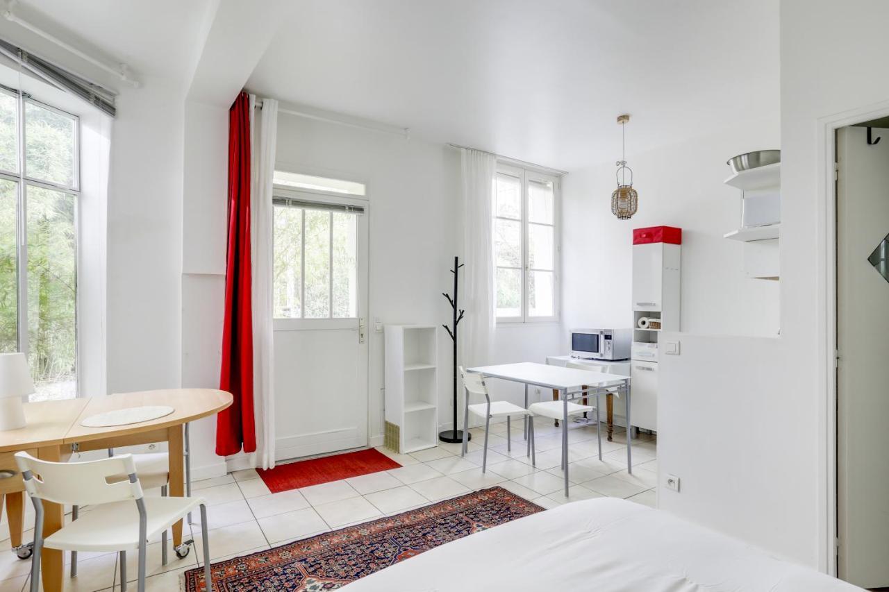 Apartment Montorgueil/ Rue Saint Sauveur *